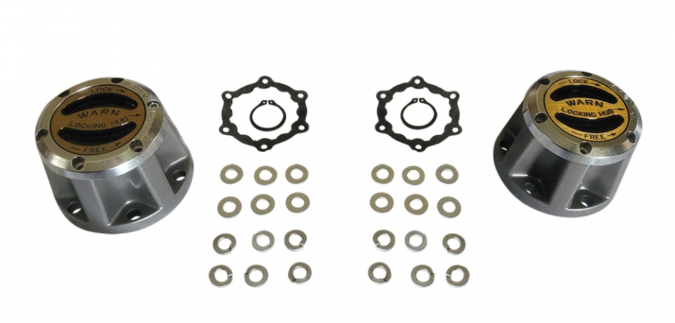 Warn Premium Locking Hub Set for 1972-80 Scout II, Terra or Traveler
